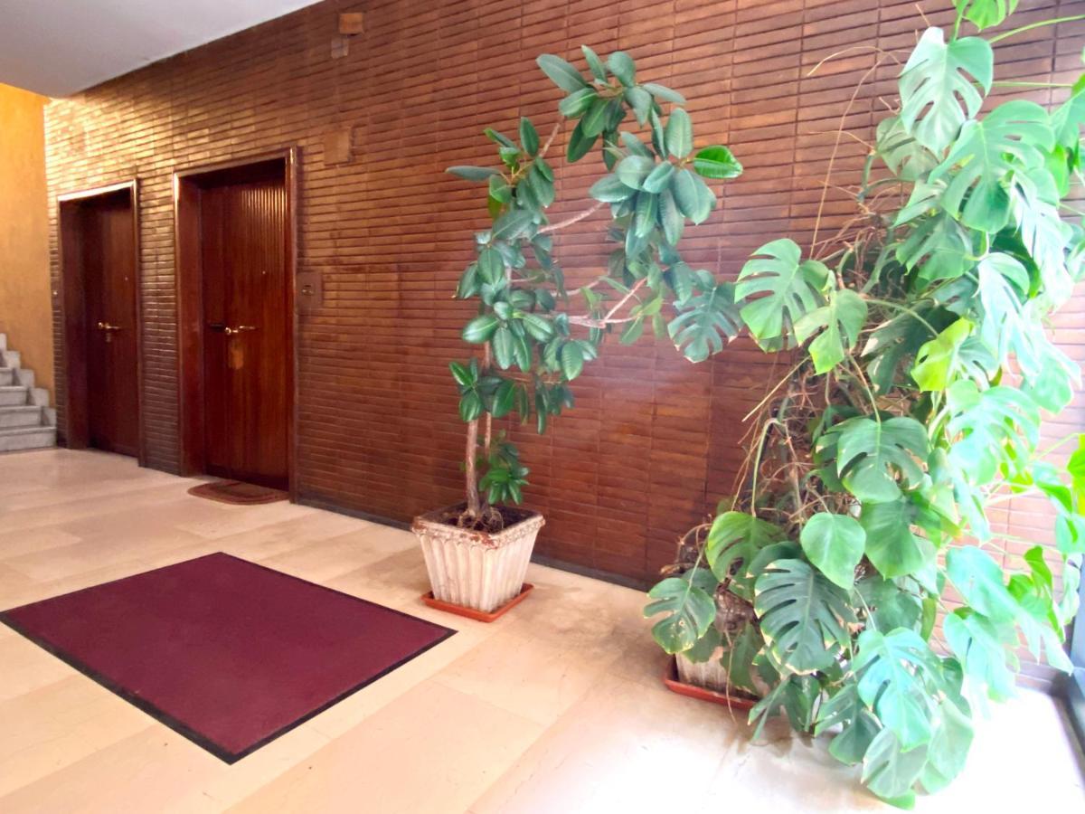 Trastevere For You... 3 Bedrooms Apartment Rome Bagian luar foto